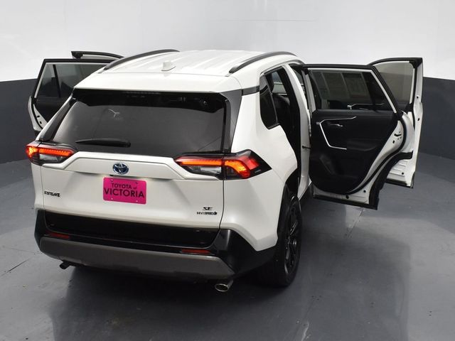 2022 Toyota RAV4 Hybrid SE