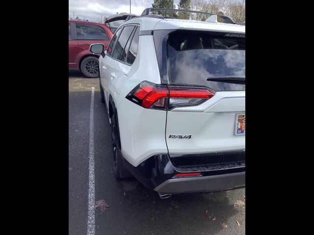 2022 Toyota RAV4 Hybrid SE