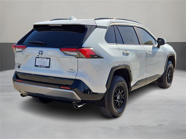 2022 Toyota RAV4 Hybrid SE