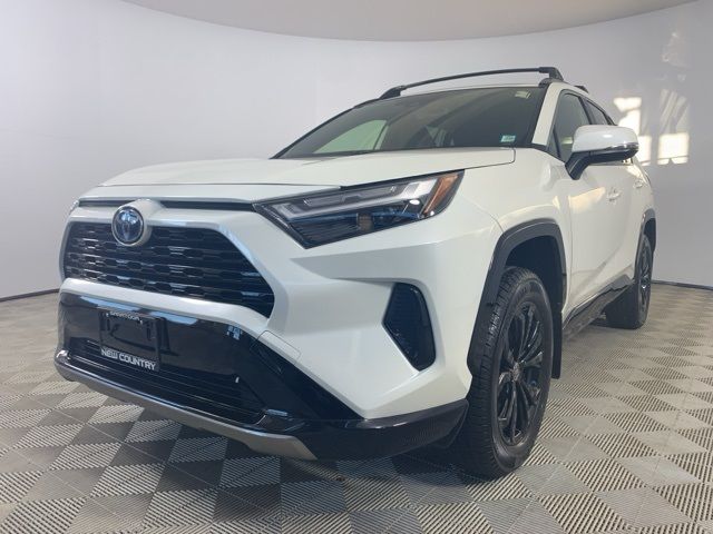 2022 Toyota RAV4 Hybrid SE