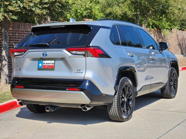 2022 Toyota RAV4 Hybrid SE