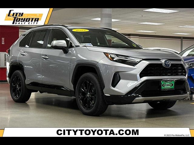 2022 Toyota RAV4 Hybrid SE