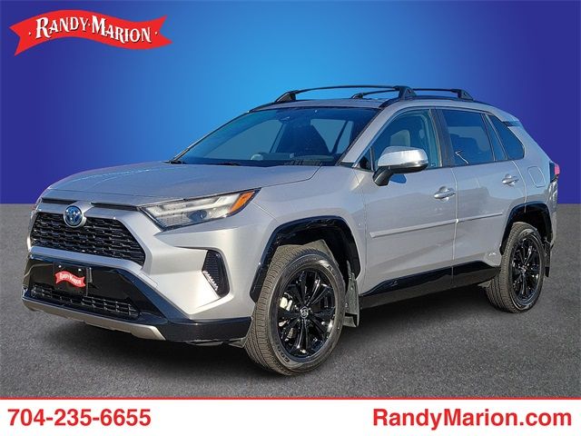 2022 Toyota RAV4 Hybrid SE