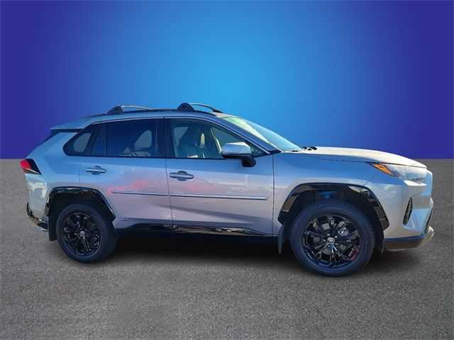 2022 Toyota RAV4 Hybrid SE