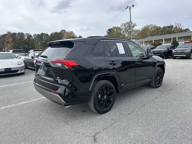 2022 Toyota RAV4 Hybrid SE