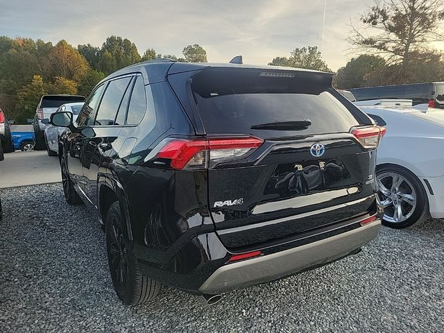 2022 Toyota RAV4 Hybrid SE