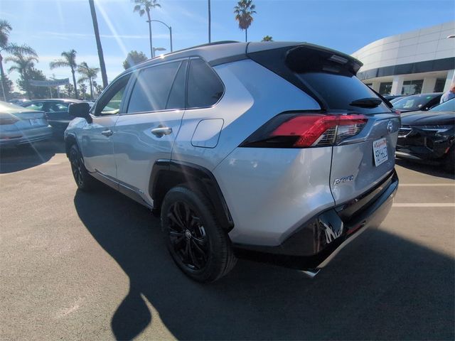 2022 Toyota RAV4 Hybrid SE