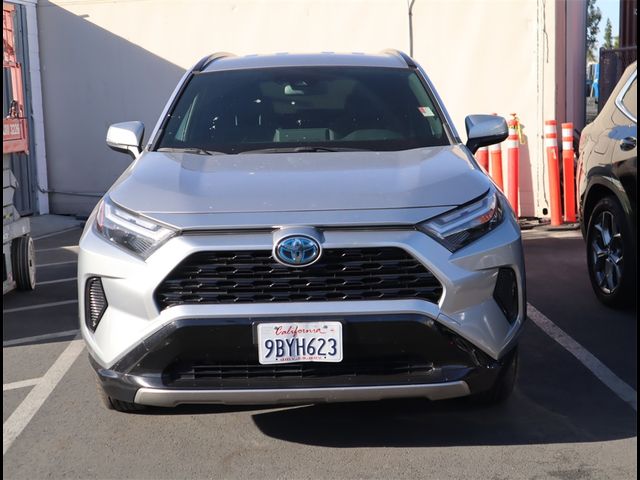 2022 Toyota RAV4 Hybrid SE