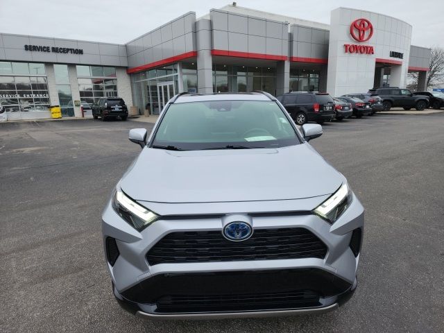 2022 Toyota RAV4 Hybrid SE