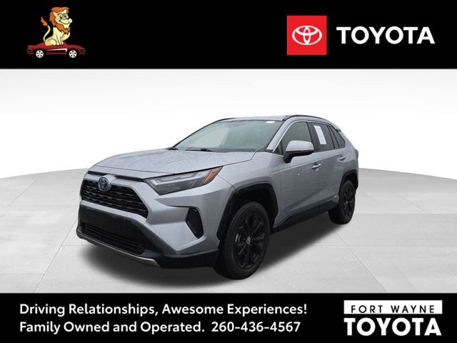 2022 Toyota RAV4 Hybrid SE