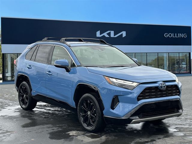 2022 Toyota RAV4 Hybrid SE