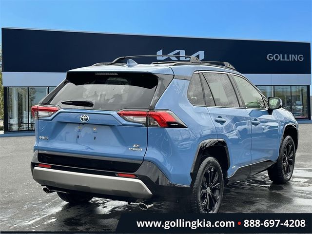 2022 Toyota RAV4 Hybrid SE