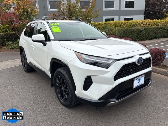 2022 Toyota RAV4 Hybrid SE