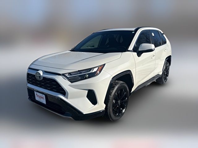 2022 Toyota RAV4 Hybrid SE