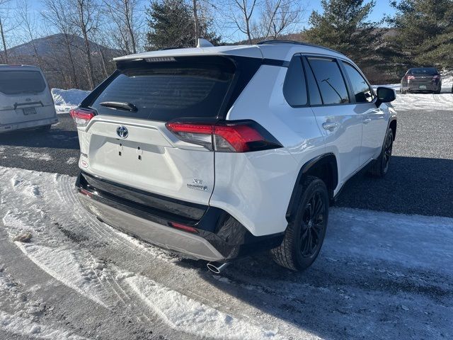 2022 Toyota RAV4 Hybrid SE