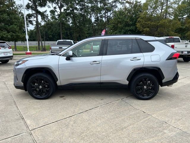 2022 Toyota RAV4 Hybrid SE