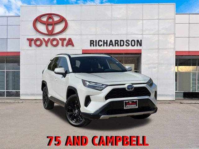 2022 Toyota RAV4 Hybrid SE