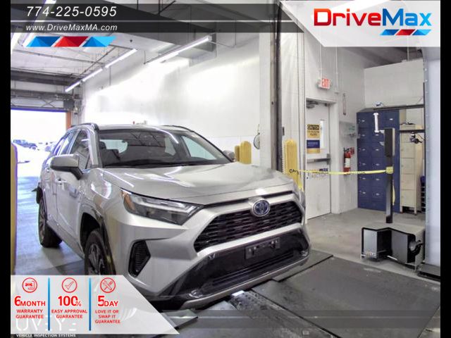 2022 Toyota RAV4 Hybrid SE