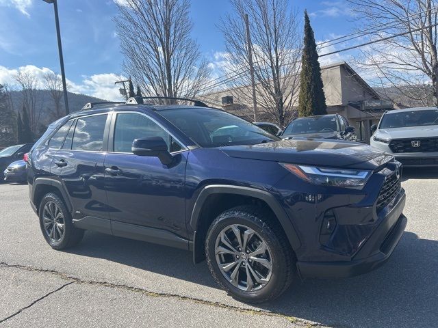 2022 Toyota RAV4 Hybrid XLE Premium