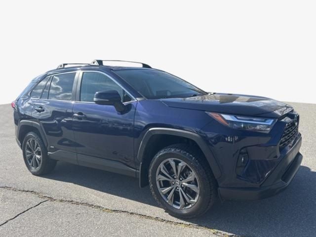 2022 Toyota RAV4 Hybrid XLE Premium