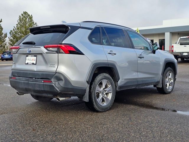 2022 Toyota RAV4 Hybrid XLE