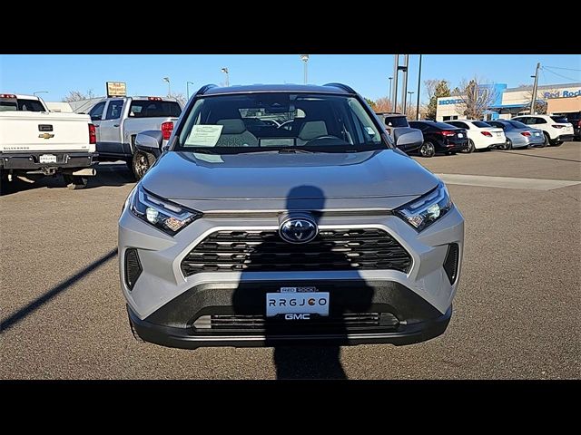 2022 Toyota RAV4 Hybrid XLE