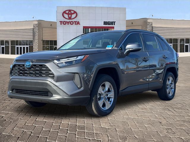 2022 Toyota RAV4 Hybrid XLE