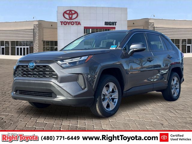 2022 Toyota RAV4 Hybrid XLE