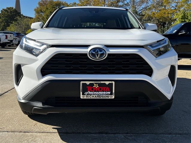 2022 Toyota RAV4 Hybrid XLE