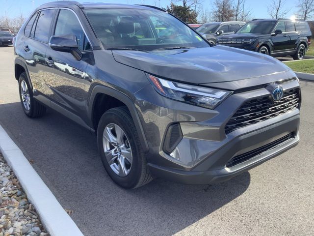 2022 Toyota RAV4 Hybrid XLE