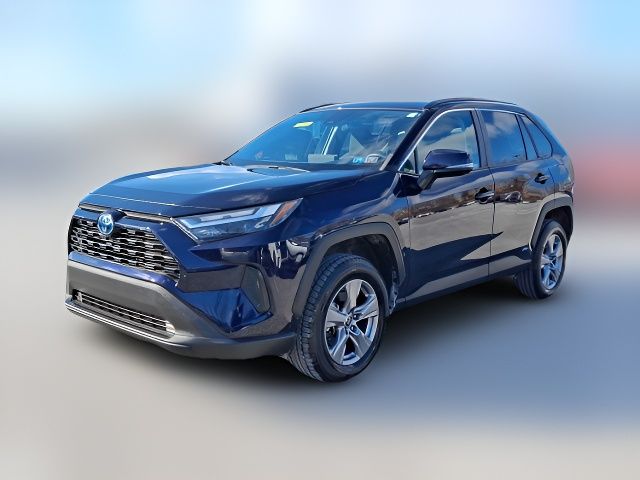 2022 Toyota RAV4 Hybrid XLE