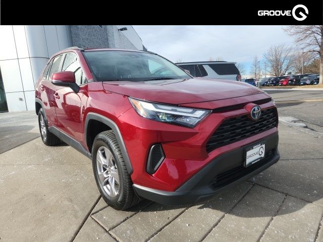 2022 Toyota RAV4 Hybrid XLE