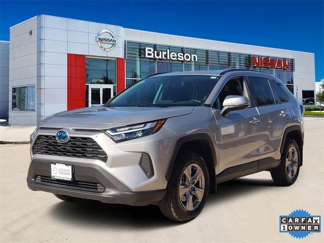 2022 Toyota RAV4 Hybrid XLE