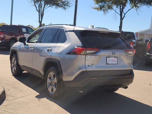 2022 Toyota RAV4 Hybrid XLE