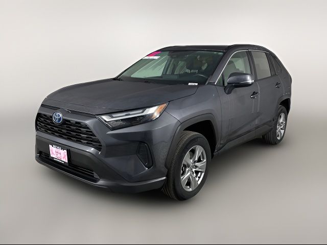 2022 Toyota RAV4 Hybrid XLE