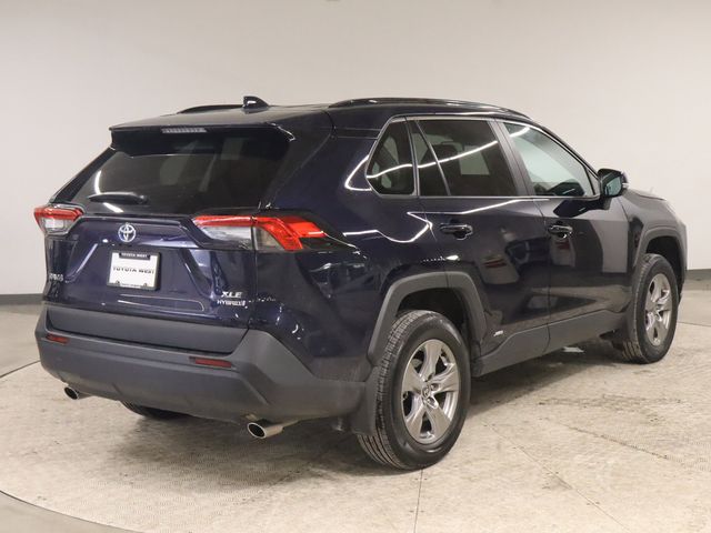 2022 Toyota RAV4 Hybrid XLE