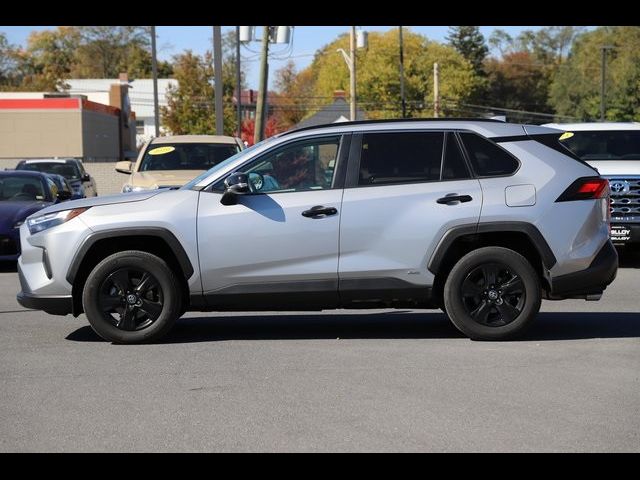 2022 Toyota RAV4 Hybrid XLE