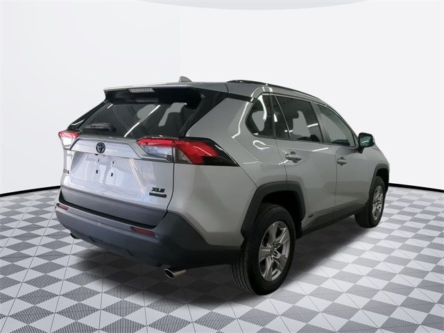 2022 Toyota RAV4 Hybrid XLE