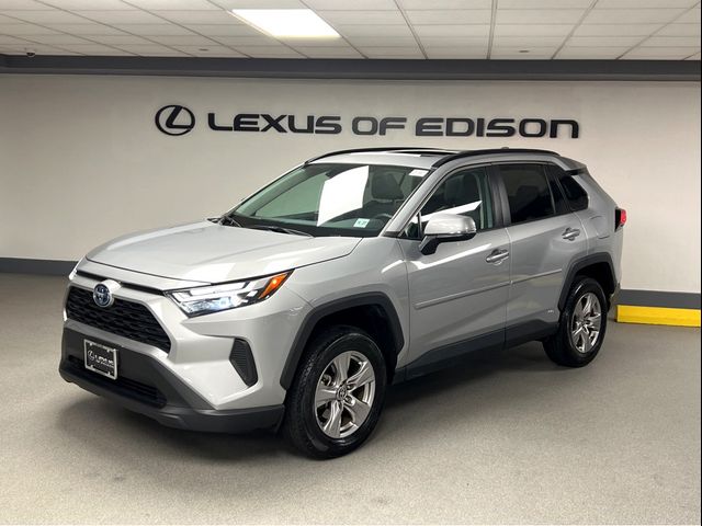 2022 Toyota RAV4 Hybrid XLE