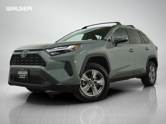 2022 Toyota RAV4 Hybrid XLE