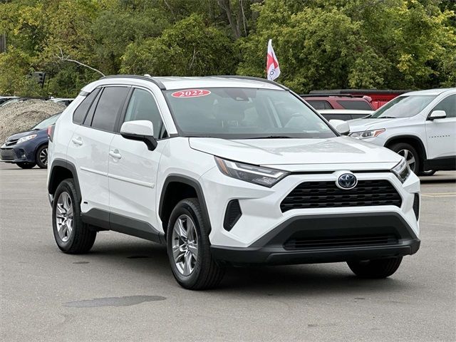 2022 Toyota RAV4 Hybrid XLE