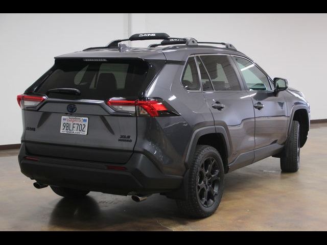 2022 Toyota RAV4 Hybrid XLE