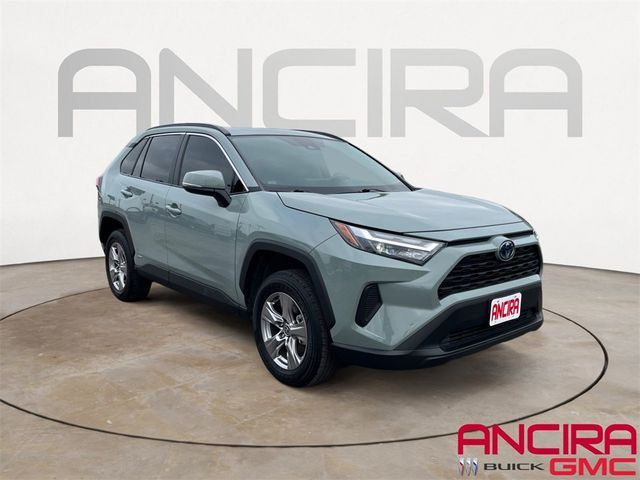 2022 Toyota RAV4 Hybrid XLE