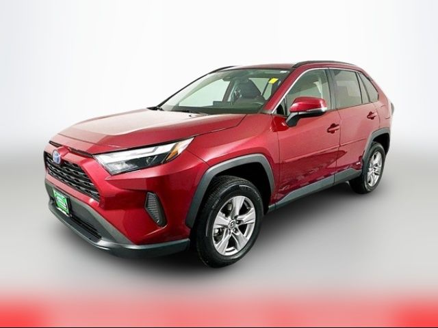 2022 Toyota RAV4 Hybrid XLE