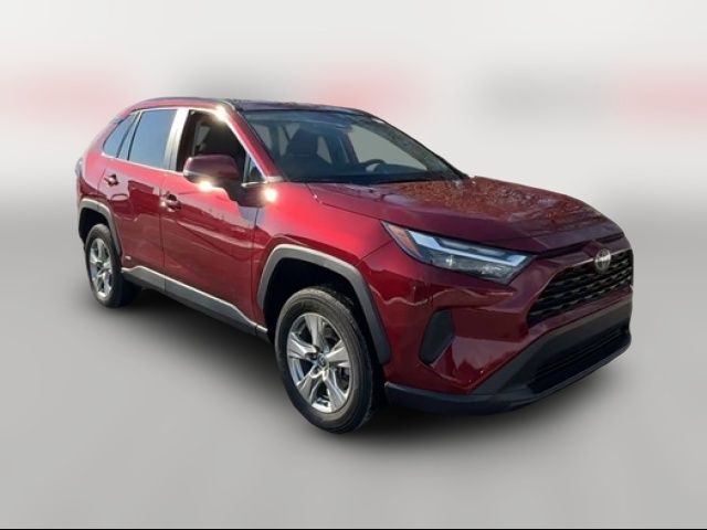 2022 Toyota RAV4 Hybrid XLE