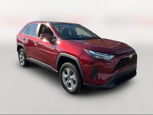 2022 Toyota RAV4 Hybrid XLE