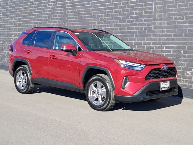 2022 Toyota RAV4 Hybrid XLE