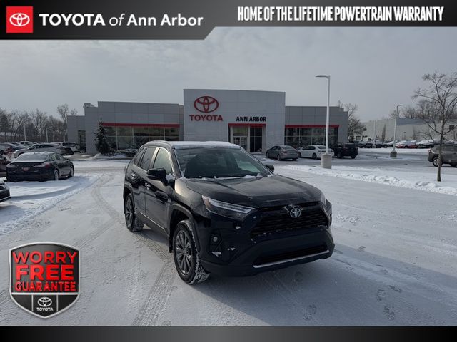 2022 Toyota RAV4 Hybrid XLE Premium