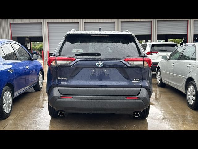 2022 Toyota RAV4 Hybrid XLE Premium