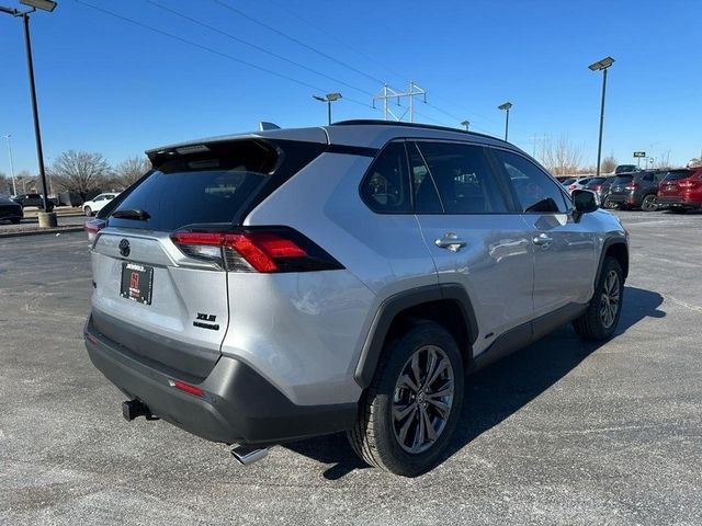 2022 Toyota RAV4 Hybrid XLE Premium